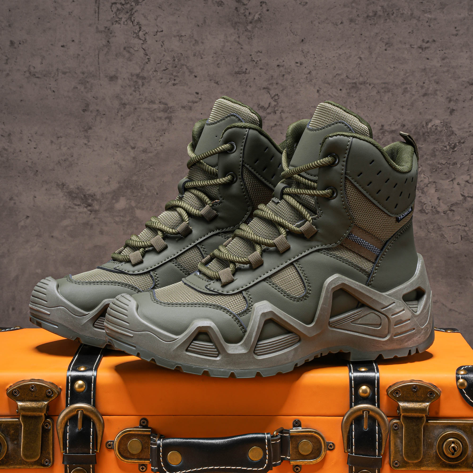 Men Accessories To Wear - Men's high top boots, hiking boots,