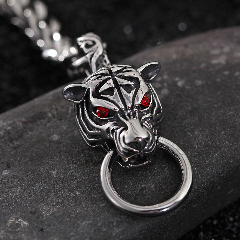KALEN Stainless Steel Red Eyes - Men Accessories Bd 리뷰 및 가격