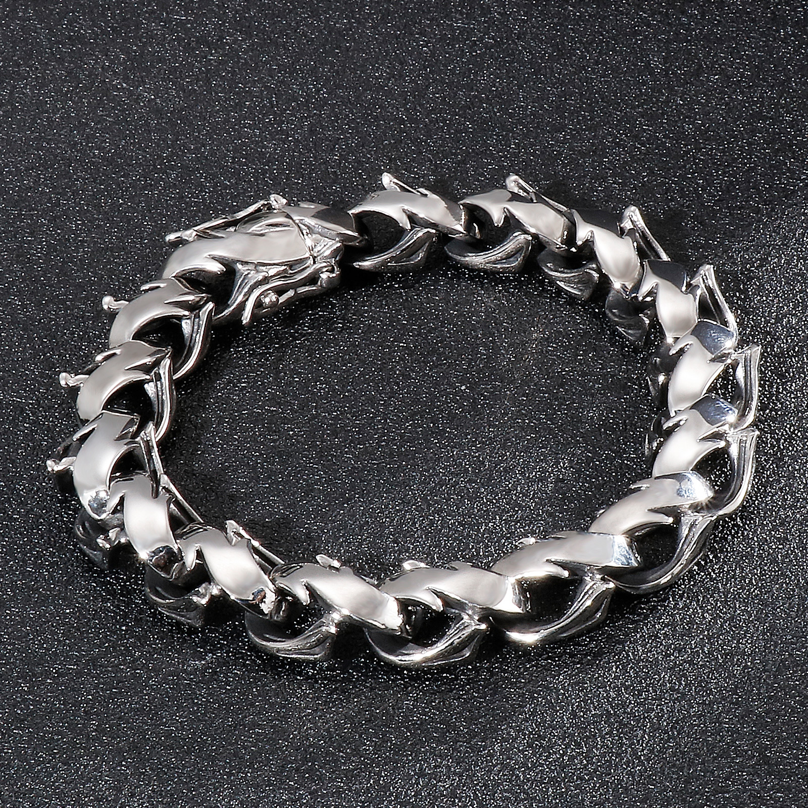 KALEN Polished Chunky Bracelet - Men Accessories Bd 리뷰 및 가격