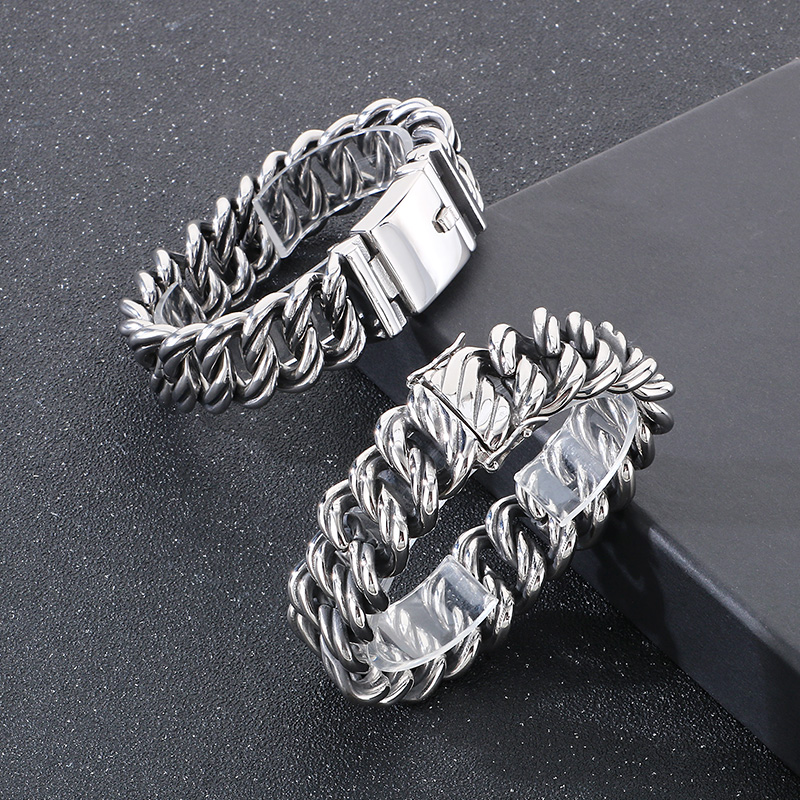KALEN 22MM Twisted Link Chain  - Men Accessories Bd 리뷰 및 가격