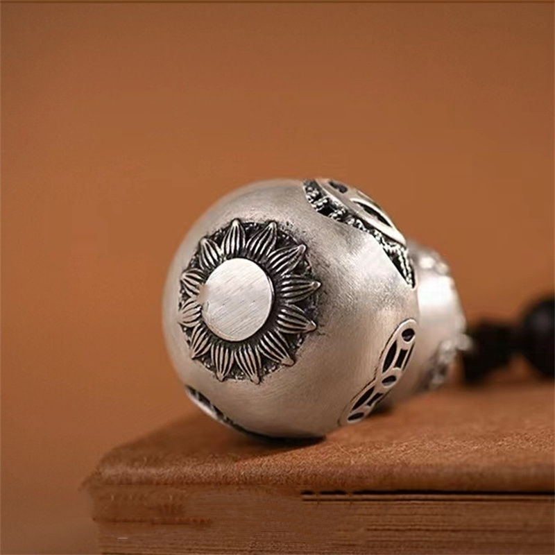 Ethnic Style Relief Coin Calab - Men Accessories Ethnic 리뷰 및 가격